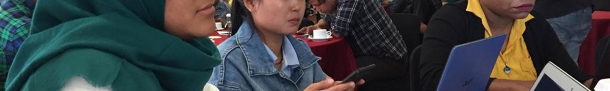Youth entrepreneurs in Indonesia receive a timely training on digital marketing and tools